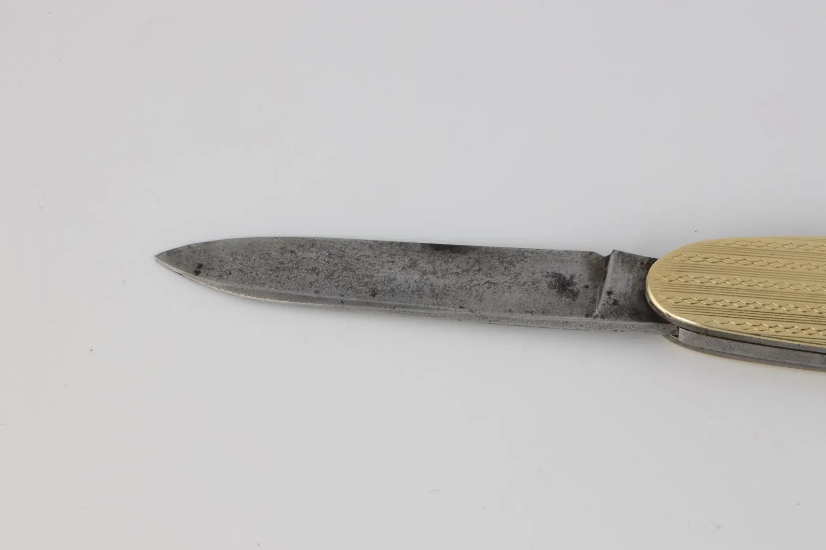 14k Yellow Gold Accented Pocket Knife (3.00g.)