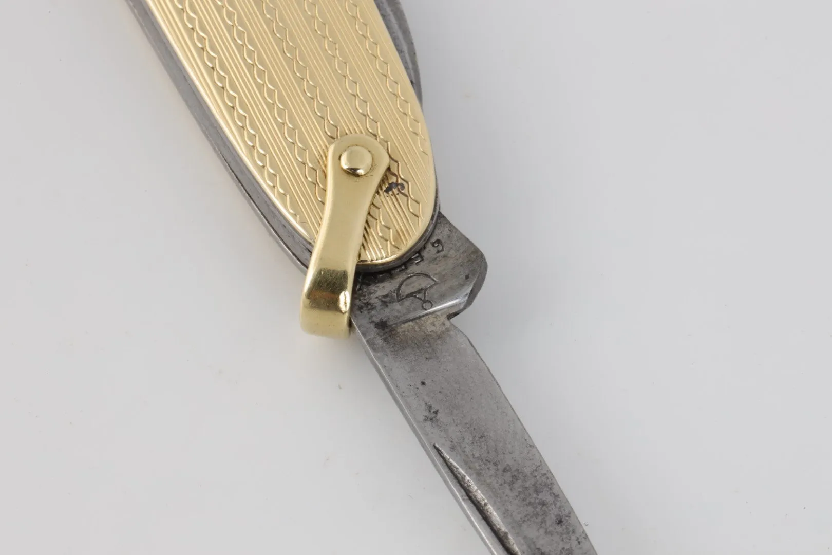 14k Yellow Gold Accented Pocket Knife (3.00g.)