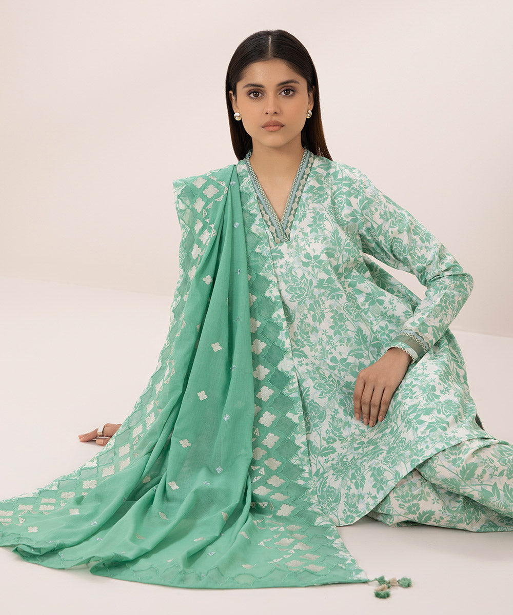 3 Piece - Embroidered Lawn Suit