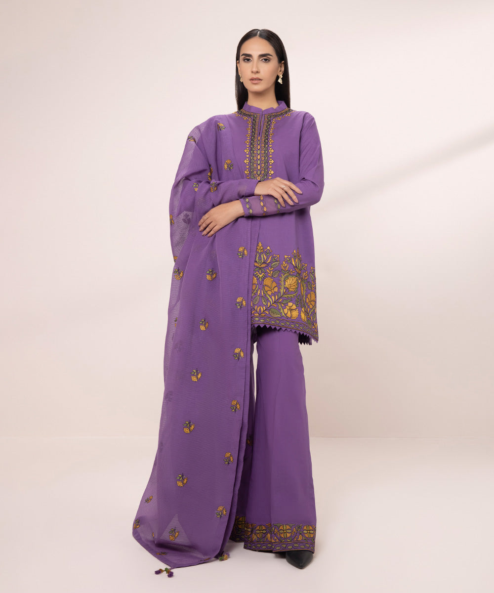 3 Piece - Embroidered Lawn Suit