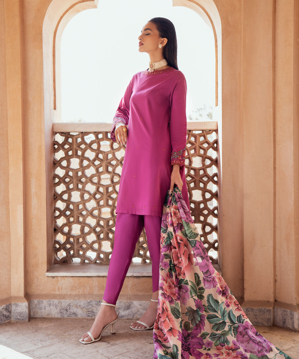 3 Piece - Embroidered Lawn Suit