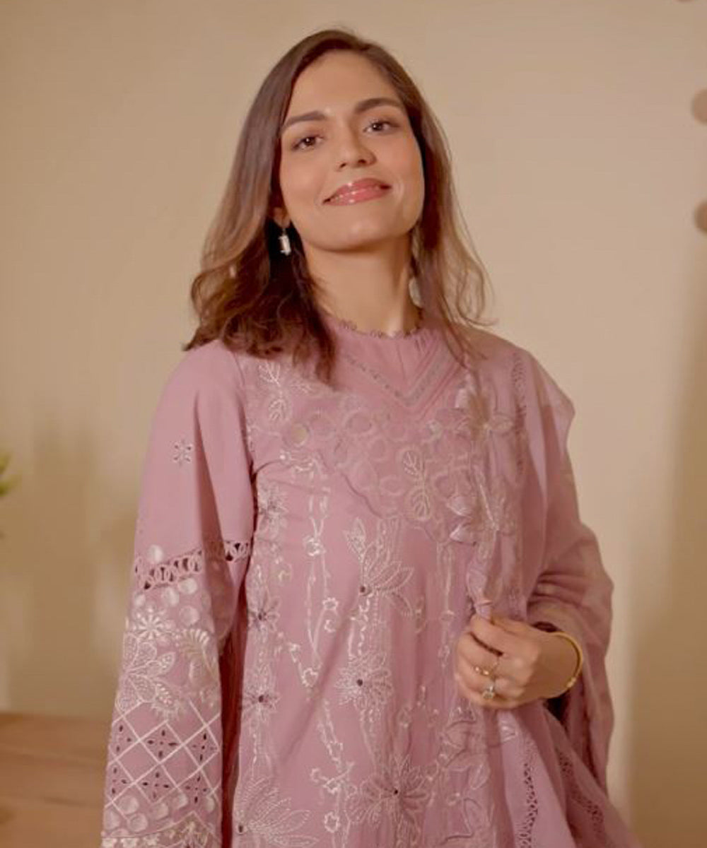 3 Piece - Embroidered Lawn Suit