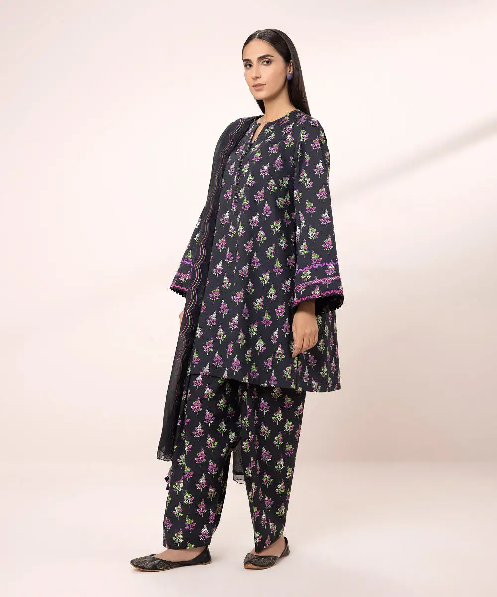 3 Piece - Embroidered Lawn Suit