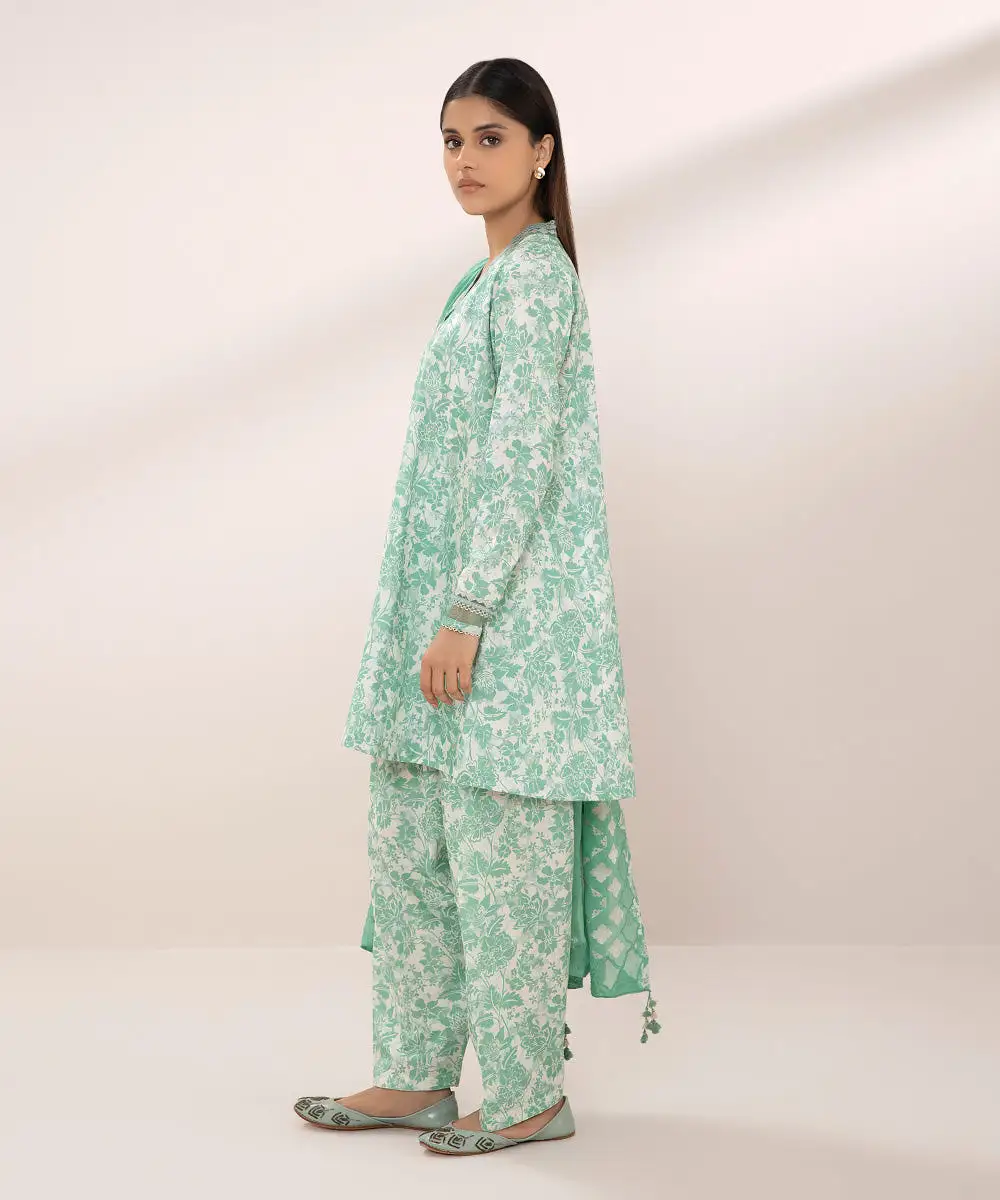 3 Piece - Embroidered Lawn Suit