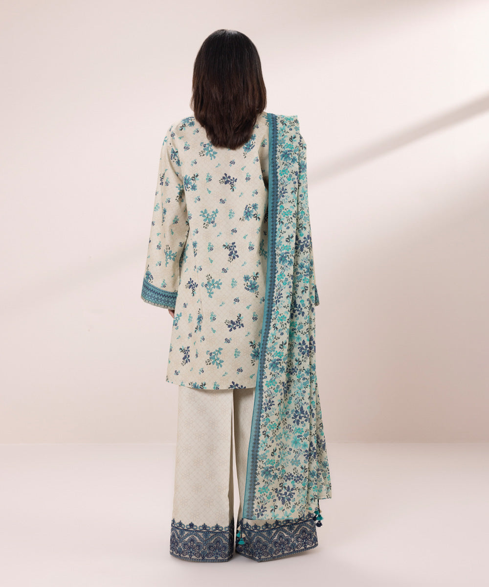 3 Piece - Embroidered Zari Lawn Suit