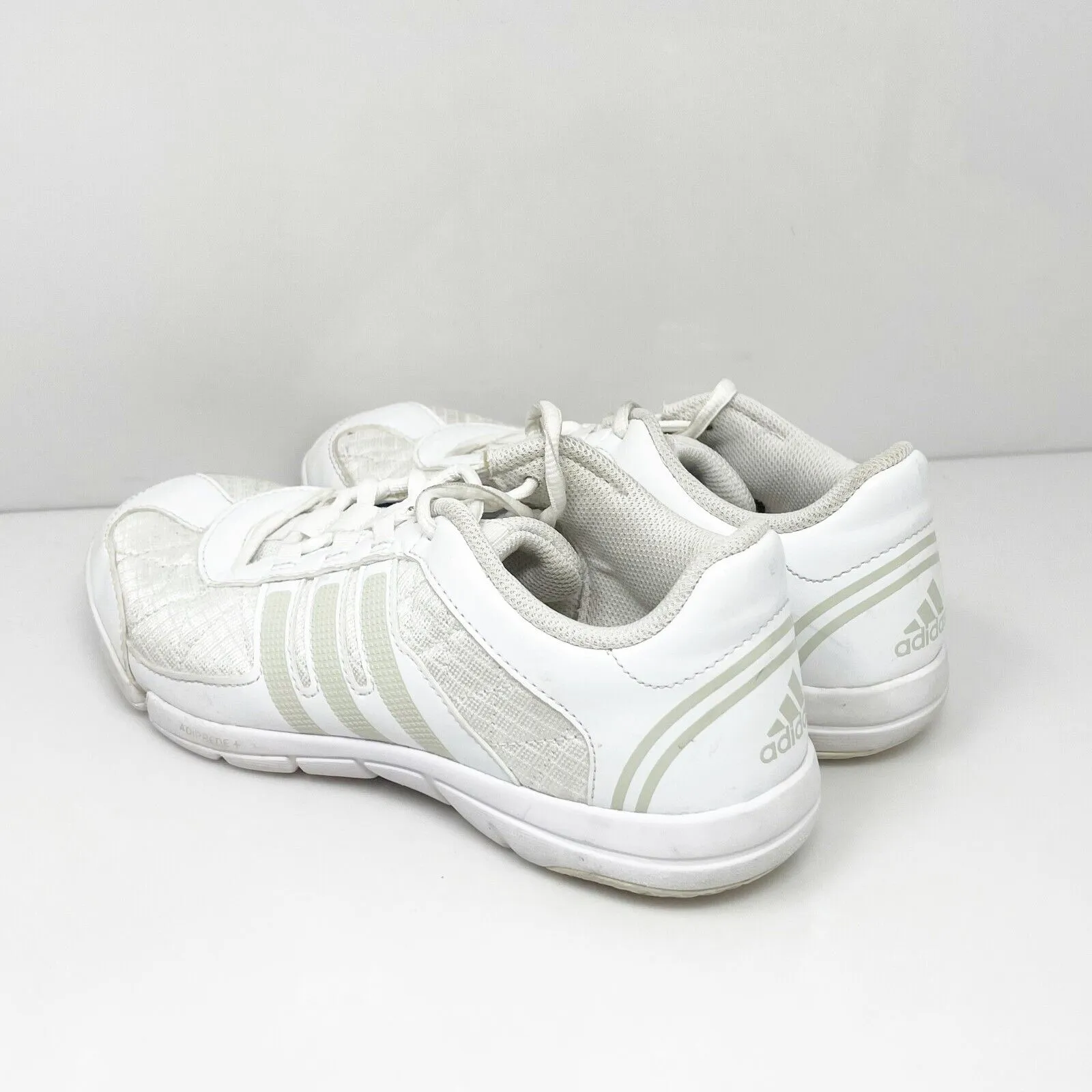 Adidas Womens Triple Cheer M29796 White Casual Shoes Sneakers Size 7