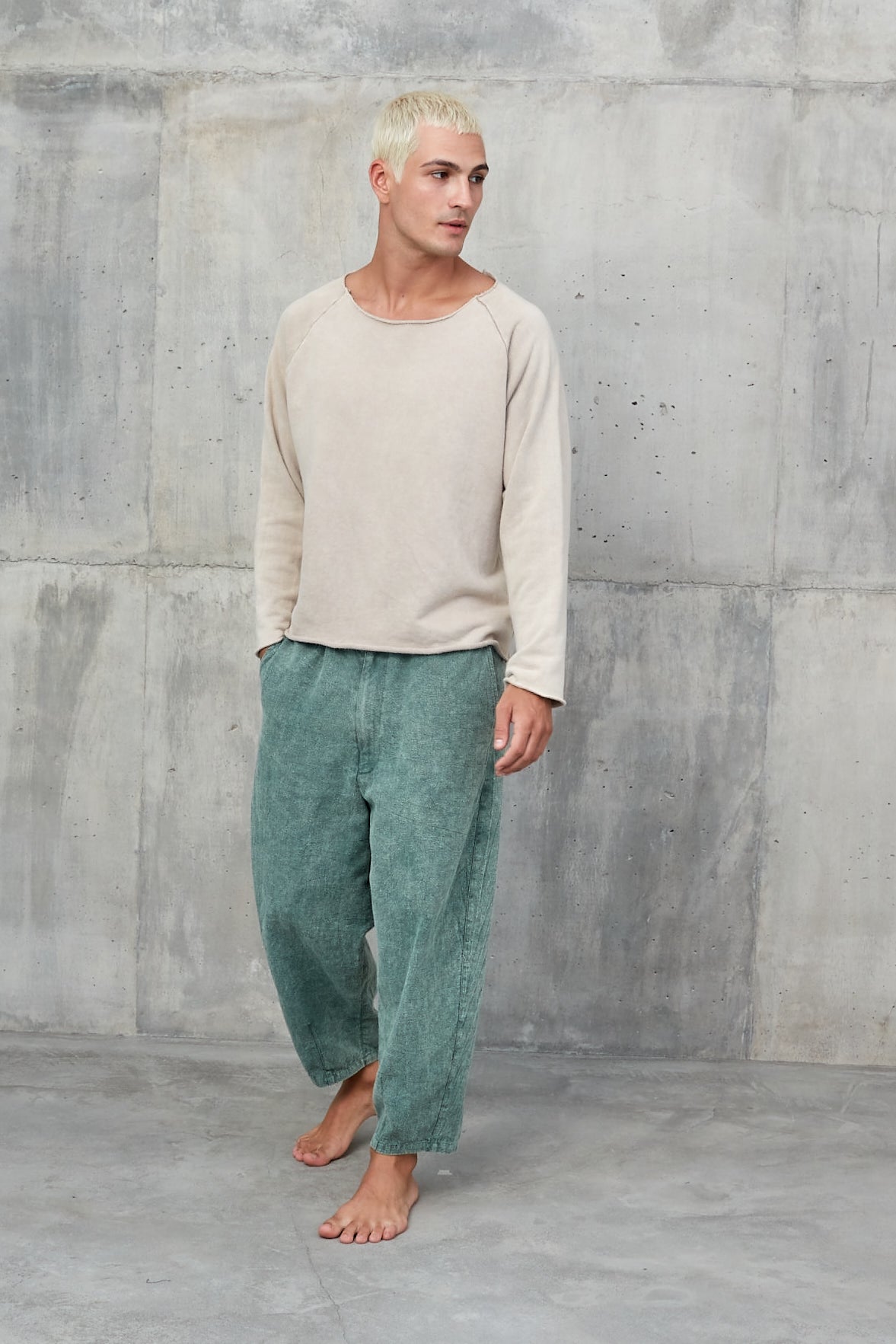 ANDA  [ you  ] - loose fit men trousers hachiko