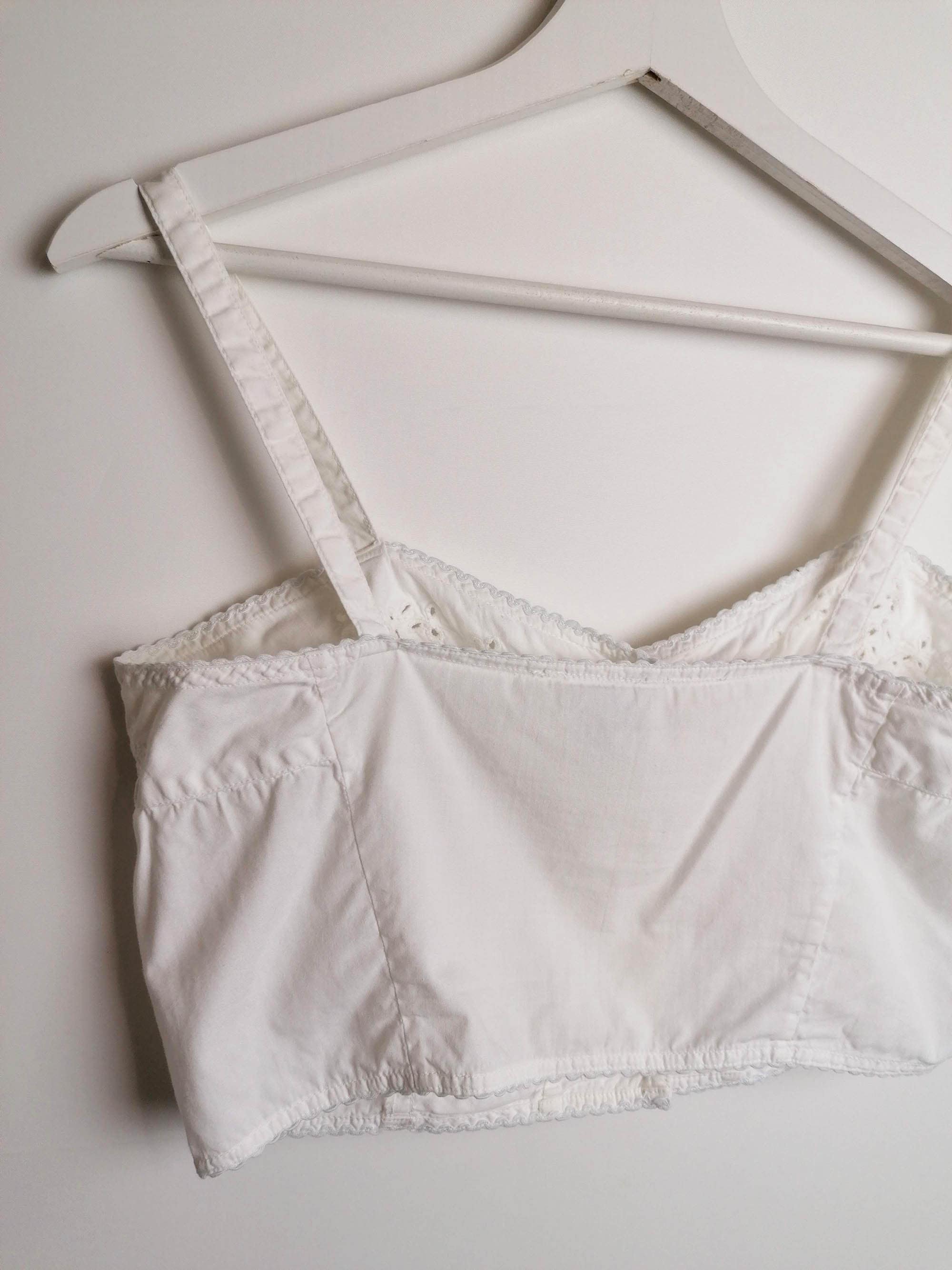 Crop Top Cotton Lace Eyelet  ~ size S