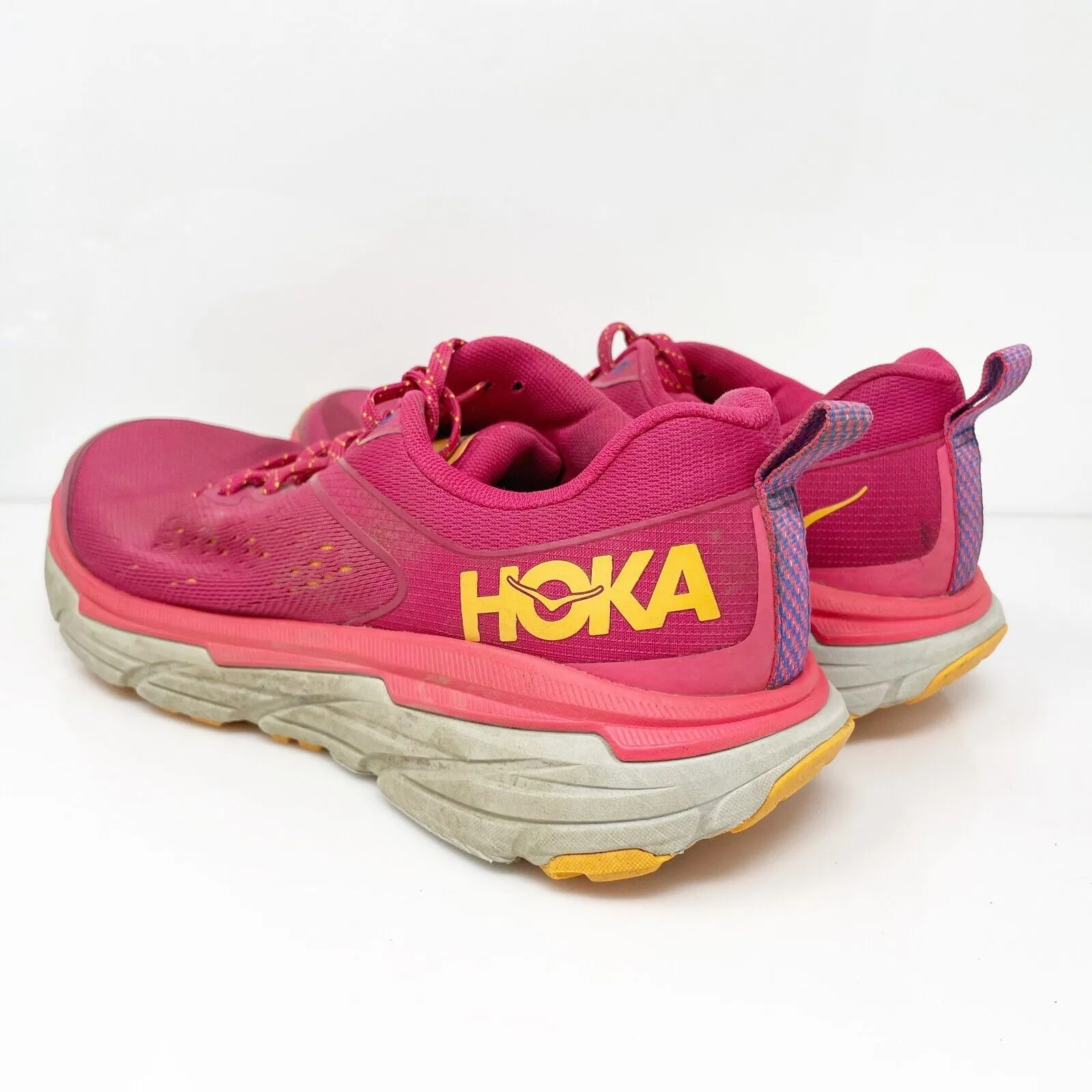 Hoka One One Womens Challenger ATR 6 1106512 Pink Running Shoes Sneakers Sz 10 B