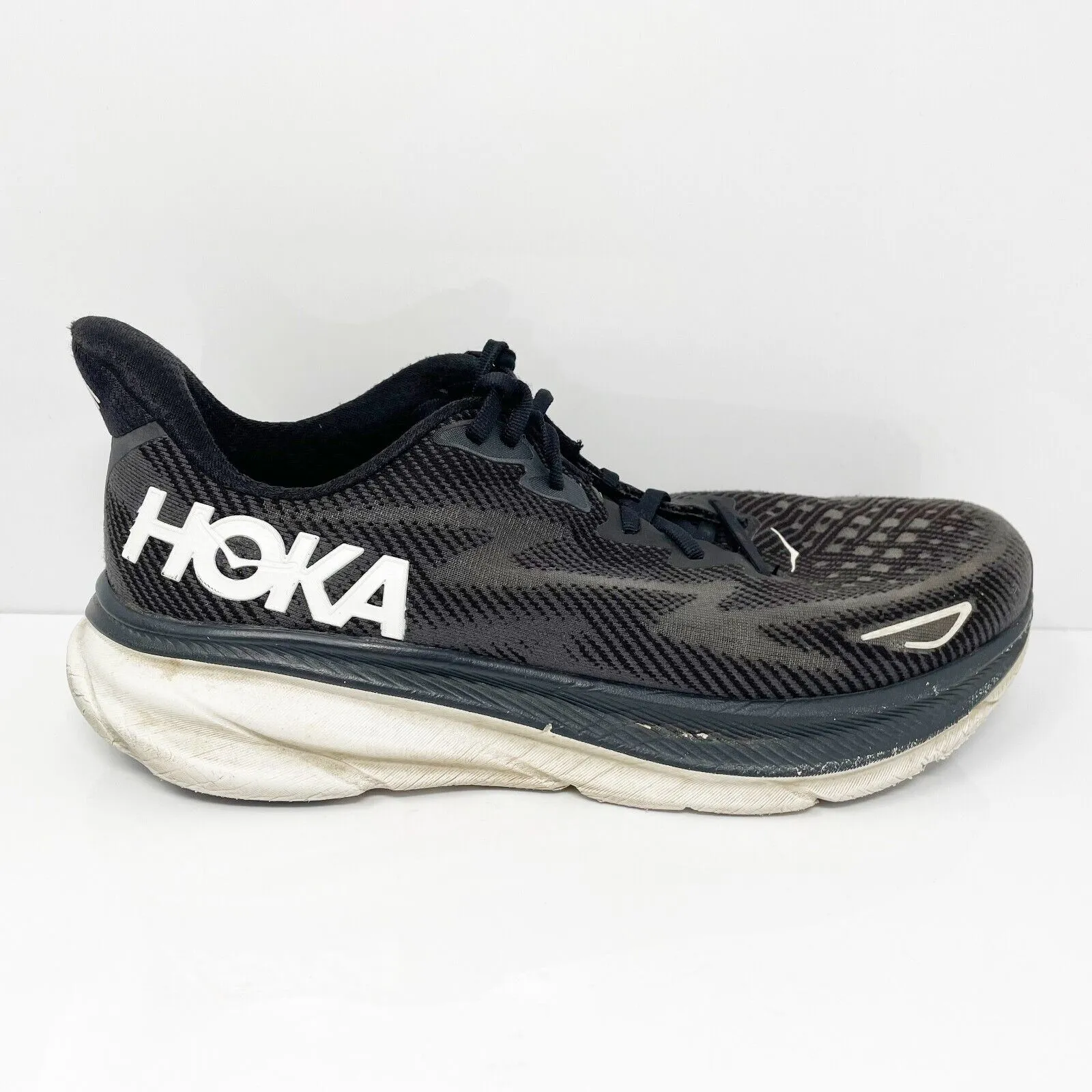 Hoka One One Womens Clifton 9 1127896 BWHT Black Running Shoes Sneakers Sz 11 B