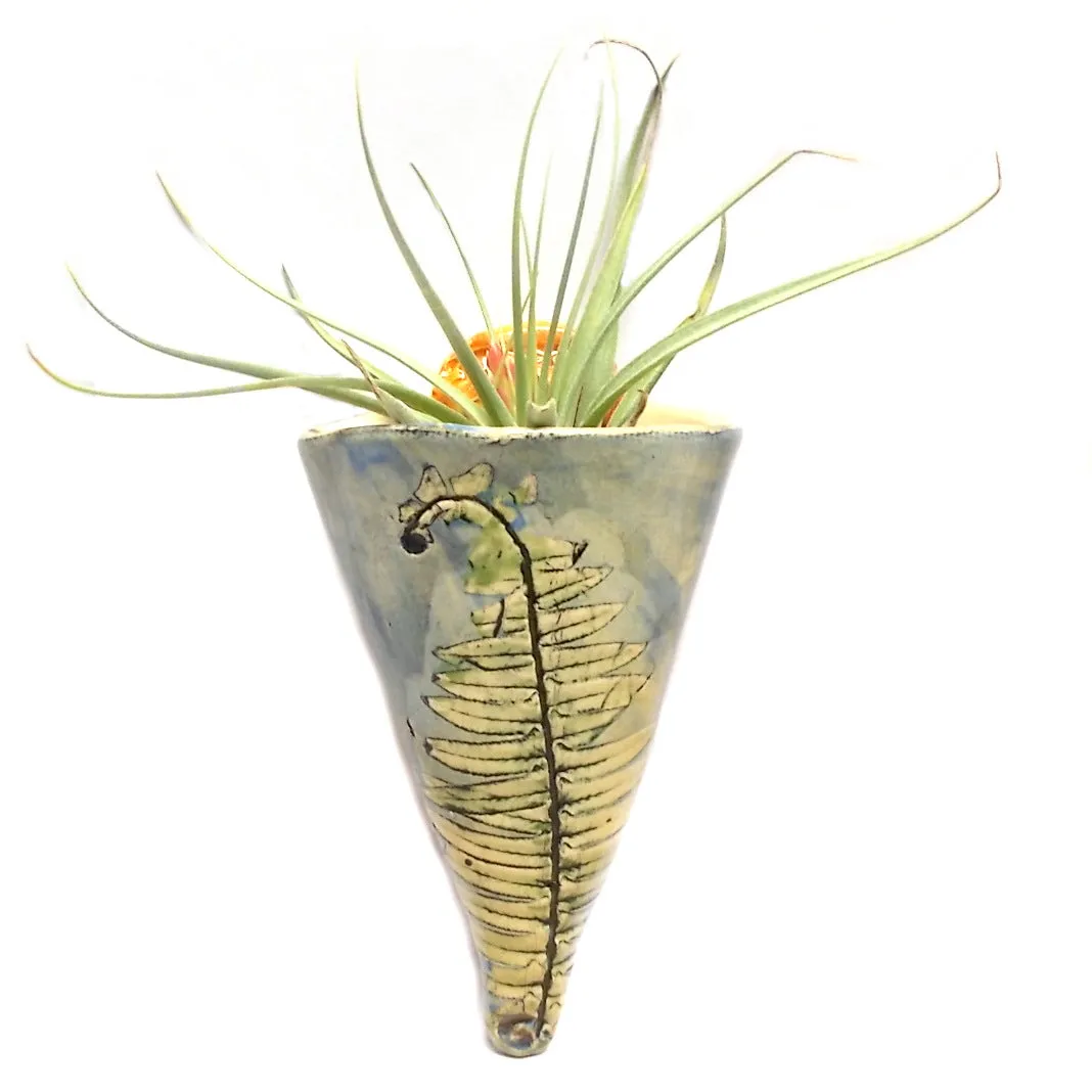 Medium Wall Pocket Planter