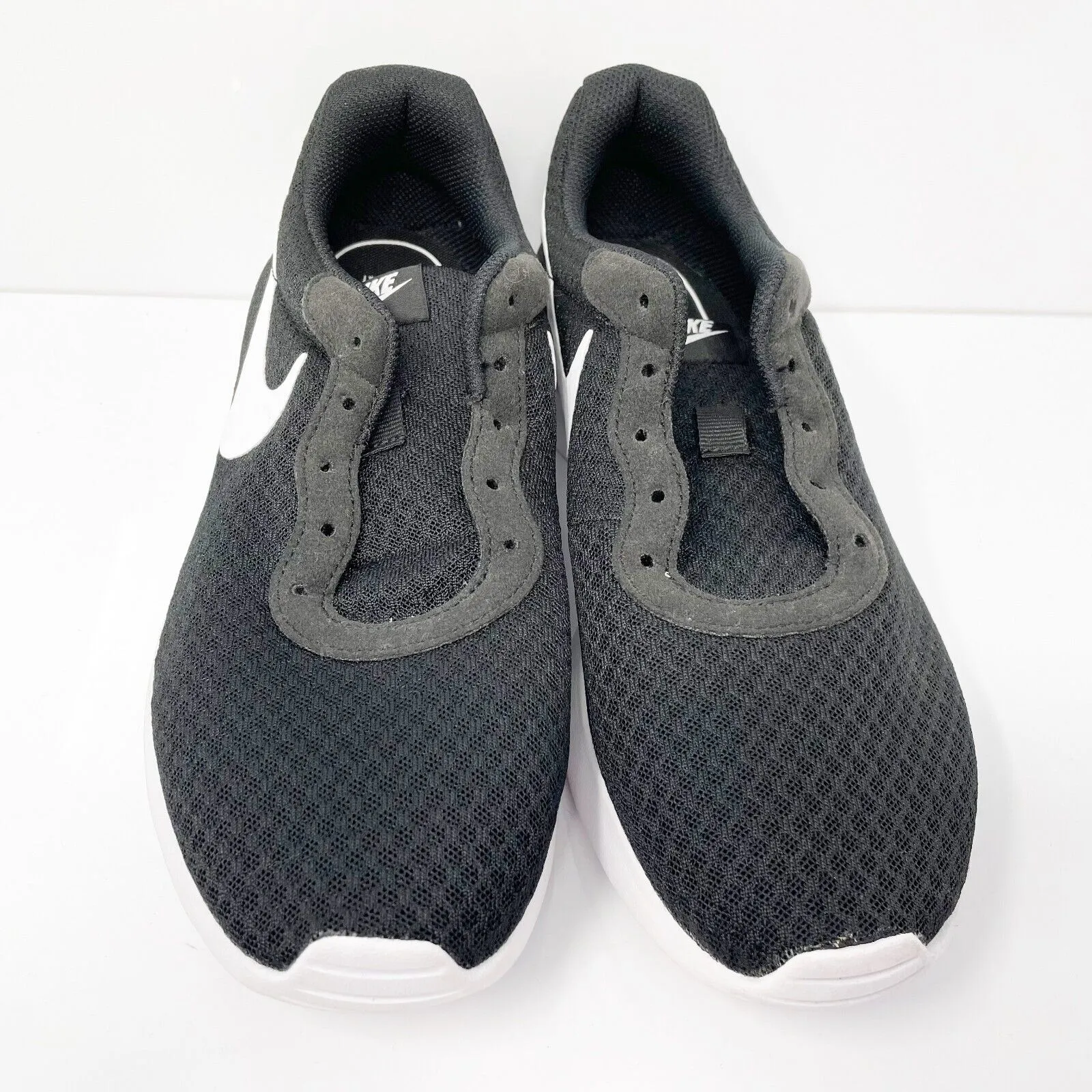 Nike Womens Tanjun 812655-011 Black Running Shoes Sneakers Size 8