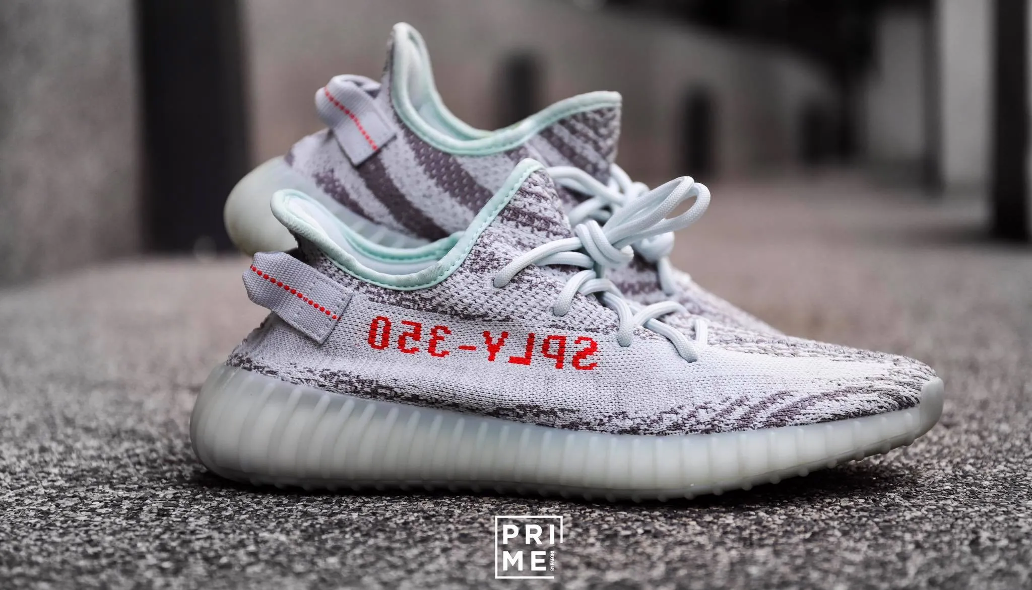 Yeezy 350 V2 Blue Tint (B37571)