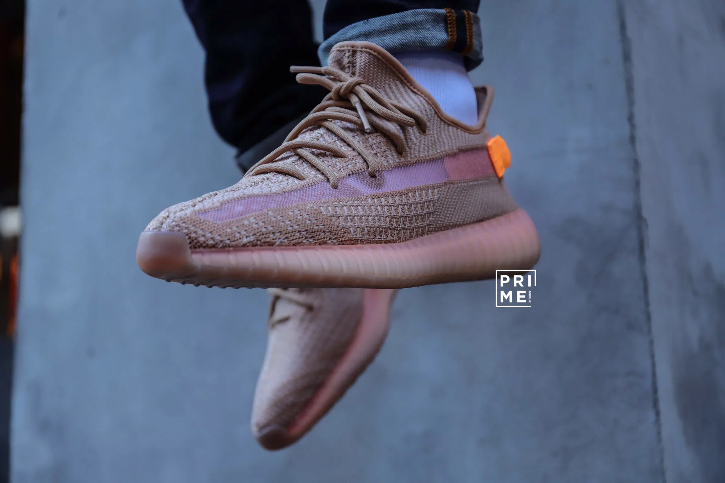 Yeezy 350 V2 Clay (EG7490)