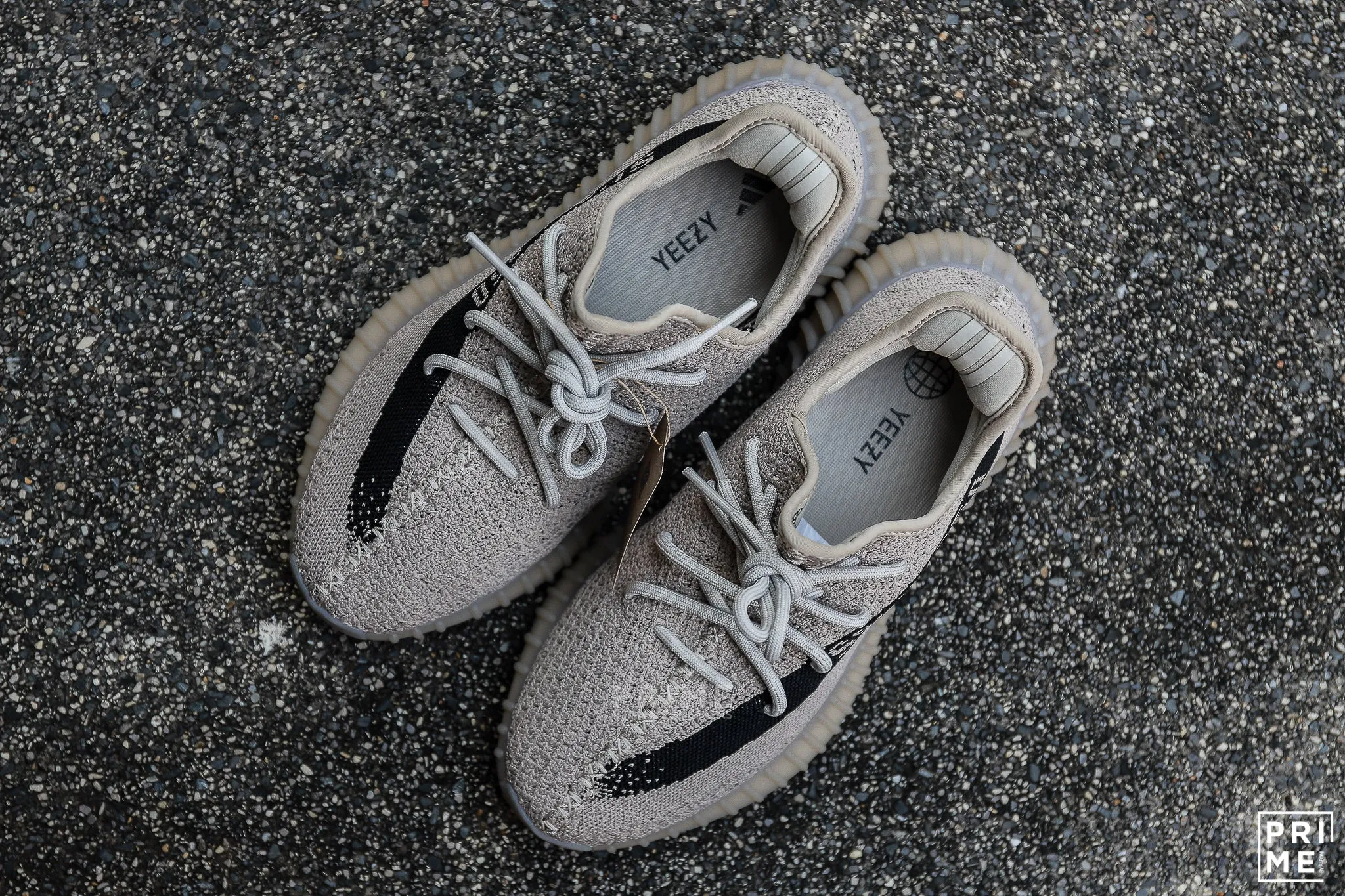 Yeezy 350 V2 SLATE (HP7870)